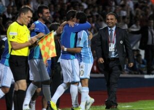 Fenerbah�e rekorunu yeniledi