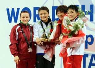 Bayanlarda Japonya damgas�!