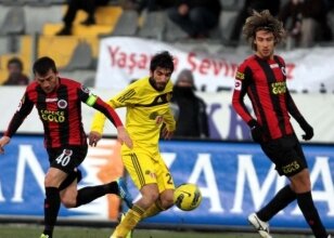 Gen�ler evinde kral