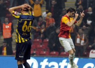 Arena'da ilklerin gecesi!
