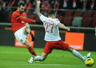 Portekiz �etesi, Adrian'� deviremedi