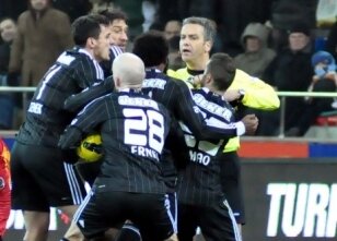 Fernandes F.Bah�e derbisinde oynayacak m�?
