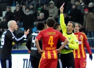 Be�ikta� deplasmanda 'k�zar�yor'