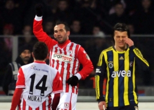 �� gol�n hat�ras�, Gekas'�n formas�