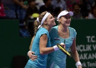 Kirilenko -  Petrova ikilisi �ampiyon