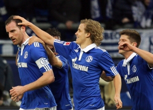 G�khan T�re sahalara d�nd� ama...