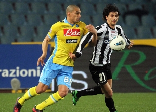 Cavani 1 puan� ald�, 2 puan� b�rakt�