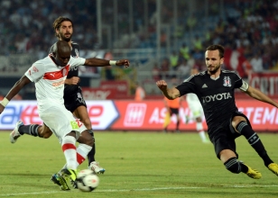 Be�ikta�'� eski dostu vurdu