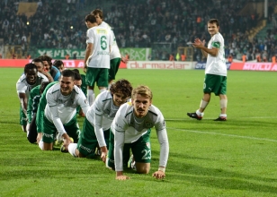 Bursaspor uzatmada ald! 2 gol, 2 krmz!