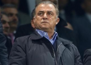 Fatih Terim, Avni Aker'de trib�nde
