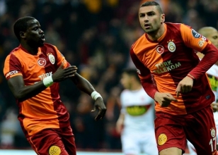 Burak Y�lmaz'dan tarihe ge�en gol