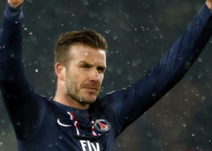 David Beckham futbolu b�rakt�!