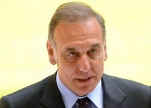 Ar�bo�an'dan Aziz Y�ld�r�m'a a��r g�nderme