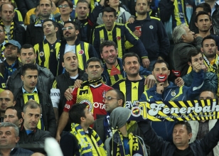 ��kr� Saraco�lu'nda b�y�k skandal! Bilet...