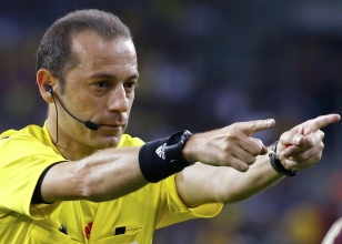 C�neyt �ak�r geri d�n�yor! ��te o ma�