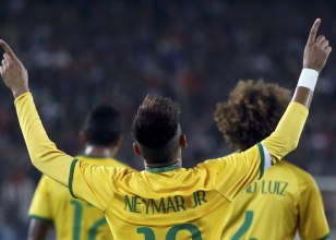 D�nya bas�n� 4-0'� konu�uyor