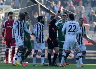 Be�ikta�, eksik kal�nca kazan�yor! 