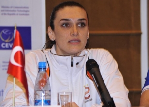 CEV �ampiyonlar Ligi D�rtl� Final'e do�ru