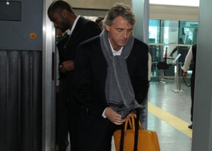 G.Saray yurda d�nd�! Ama Drogba...