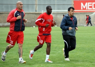 Elaz��spor deplasmanda kay�p