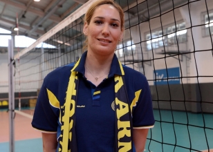 Seda Tokatl�o�lu, 'Voleybol Arena' istiyor