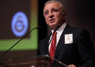 Galatasaray'da g�ndem vergi cezas�!