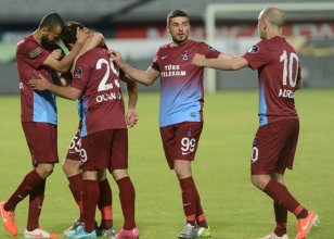 Trabzonspor gol kral�na talip oldu!..