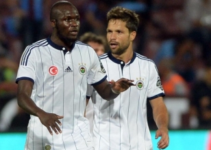 Fenerbah�e'den ilk kay�p