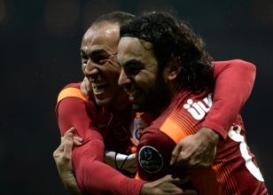 Prandelli, Terim'i de Mancini'yi de sollad� 