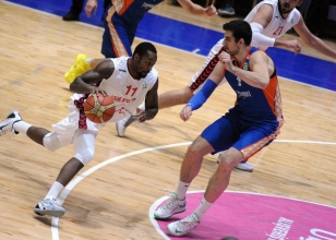 U�ak Sportif, evinde Minsk'e fark att�!