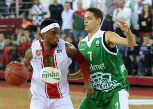 P�nar Kar��yaka, Stelmet'e ac�mad�!