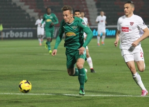 Akigo deplasmanda yine �zd�