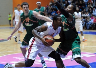 U�ak Sportif, deplasmanda fark yedi!