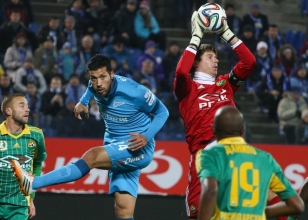 Lider Zenit Hulk'la kazand�