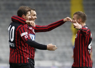 Stancu ka�t�, Karab�k kovalad�!