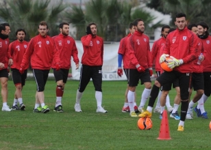 Samsunspor h�rsla �al���yor