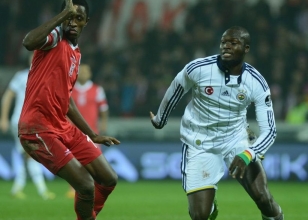 Fenerbah�e, Yigido kar��s�nda!