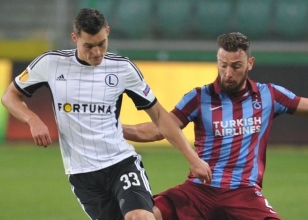 F�rt�na Polonya'da esemedi!