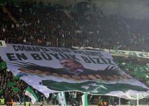 Konya Arena'da seyirci co�kusu