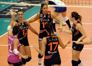 Eczac�ba�� Avrupa arenas�nda