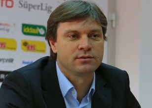 Ertu�rul Sa�lam: 'Durmayal�m! F.Bah�e...'