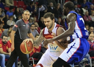 Galatasaray'dan Efes'e darbe geldi 