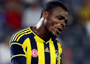 Emenike, Arena'da hem ldrd, hem de ldrtt