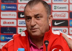 Fatih Terim, 52'ye tak�ld�