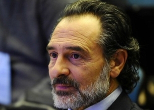 Prandelli de konutu! 'Aysal ile geldim..'