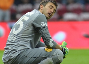 Muslera'dan Hasan �a�'a bomba! '��lg�n...'