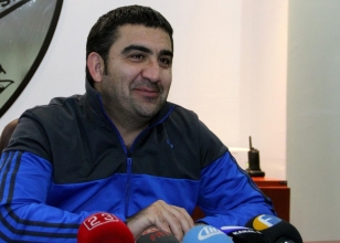 �zat telafi s�z� verdi