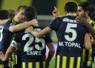 Kad�k�y'de yenilmezlik serisi! 18 ma�ta...