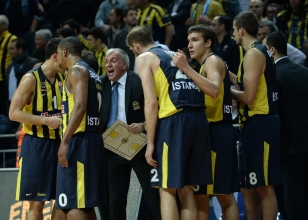 Fenerbah�e �lker siftah pe�inde