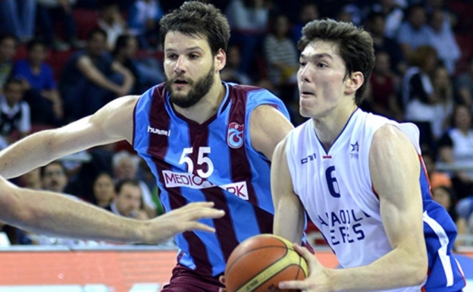 A.Efes final i�in Trabzon kar��s�nda!